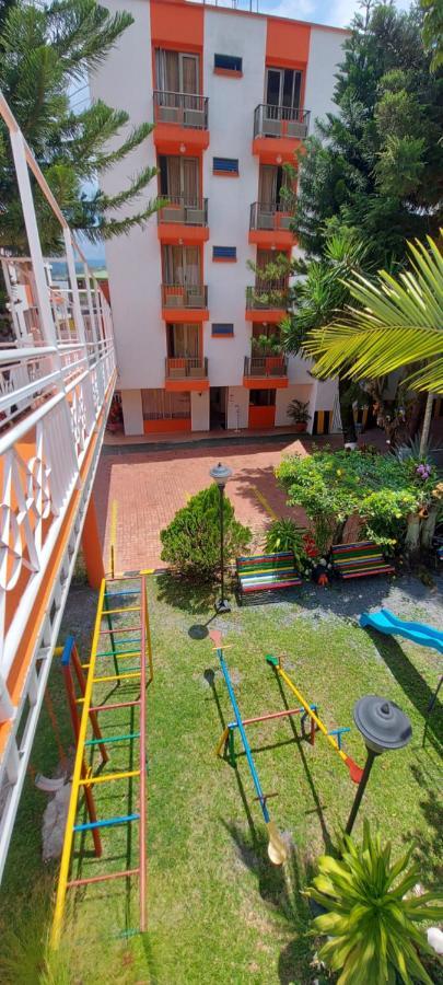 Hotel Emperador Barbosa  Buitenkant foto