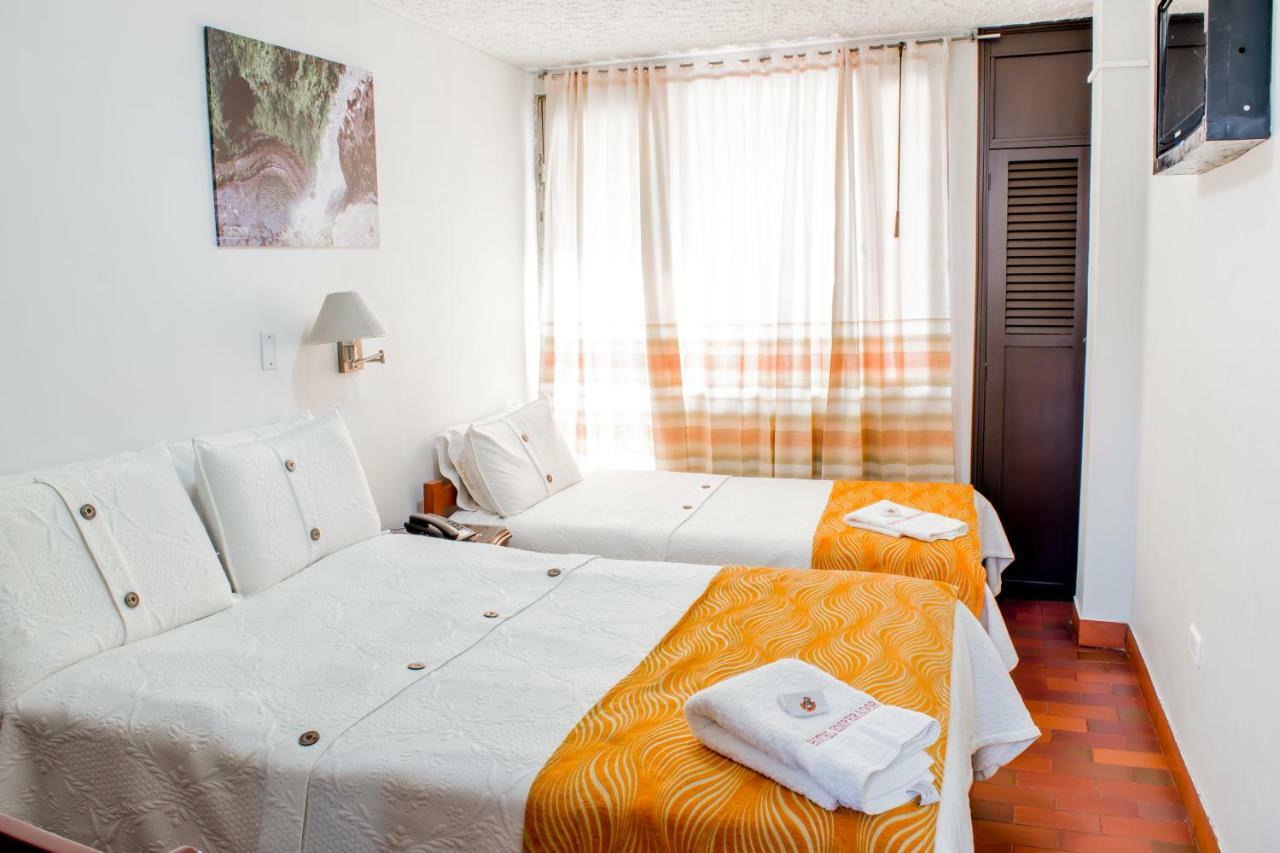 Hotel Emperador Barbosa  Kamer foto